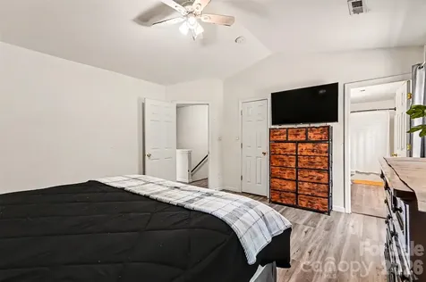 9306 Tiger Lily Lane Charlotte NC 28215