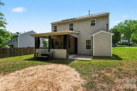 9306 Tiger Lily Lane Charlotte NC 28215