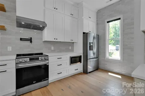 24 Copper Mill Court Candler NC 28715