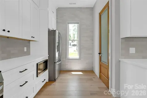 24 Copper Mill Court Candler NC 28715