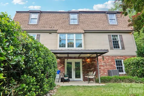 104 Finley Street Hendersonville NC 28739