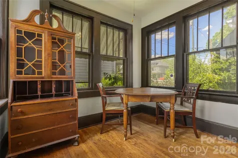 15 Walton Street Asheville NC 28801