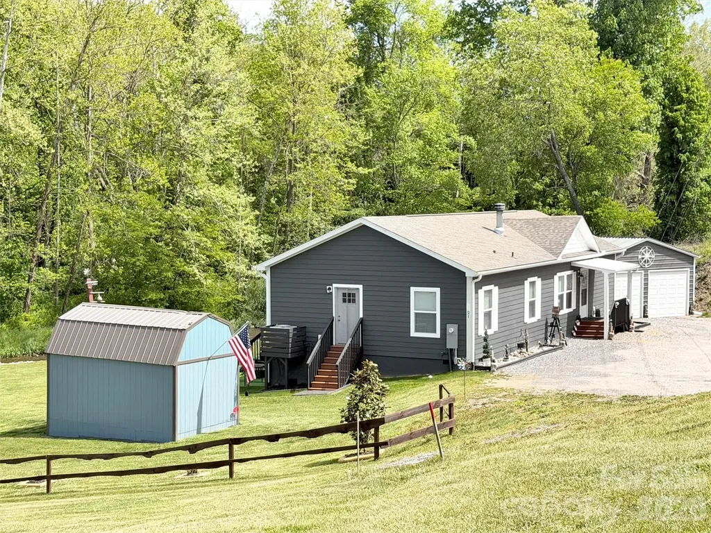 21 Swift Stream Lane Waynesville NC 28785