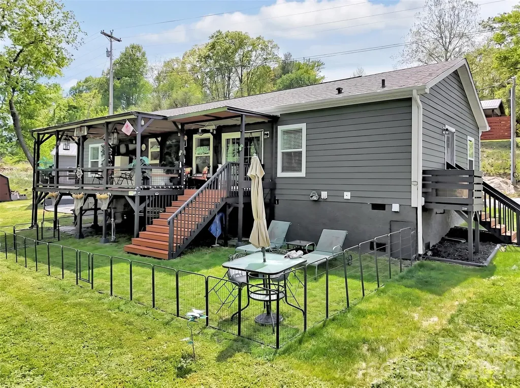 21 Swift Stream Lane Waynesville NC 28785