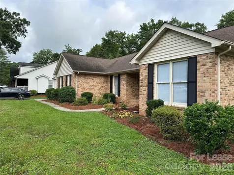 413 Parallel Drive Harrisburg NC 28075