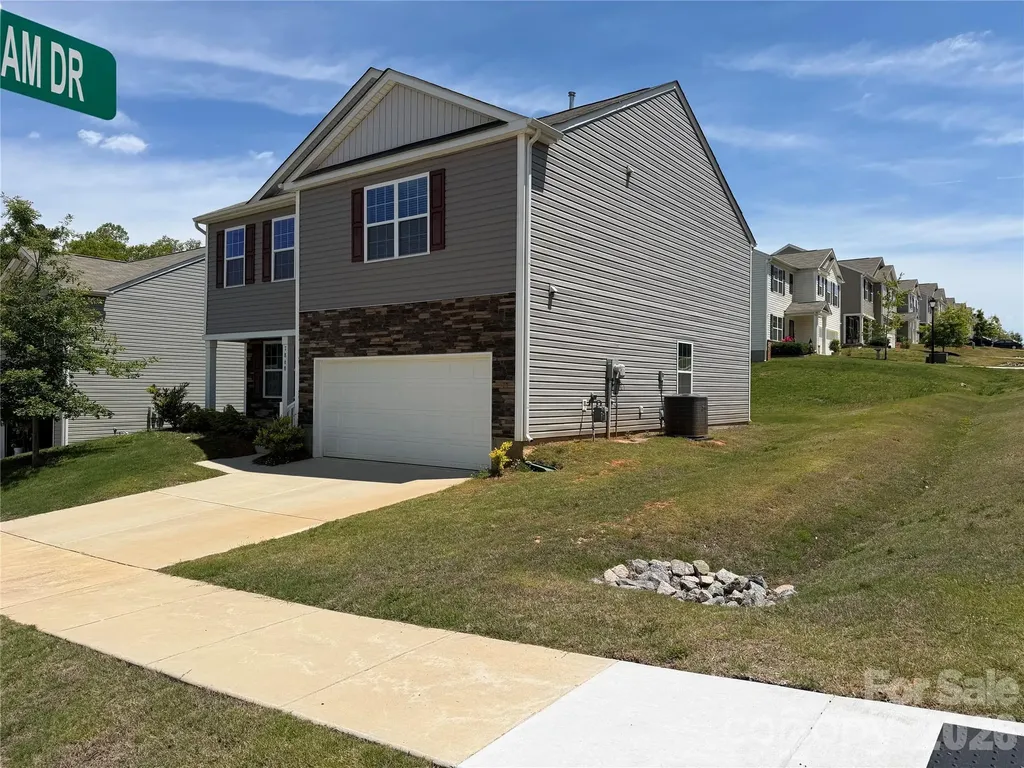 7868 Whispering Stream Drive Sherrills Ford NC 28673