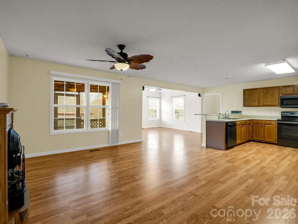 5573 Lennox Drive Kings Mountain NC 28086