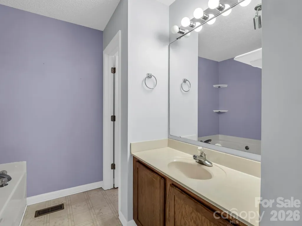 5573 Lennox Drive Kings Mountain NC 28086