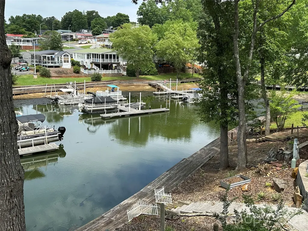 117 Badin Lake Circle New London NC 28127