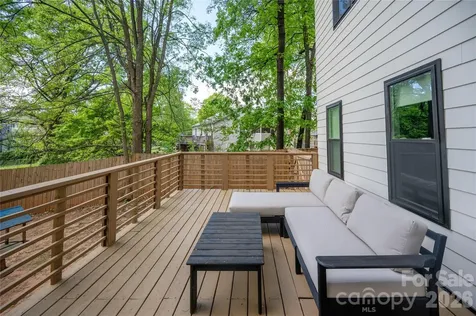 1608 Chippendale Road Charlotte NC 28205