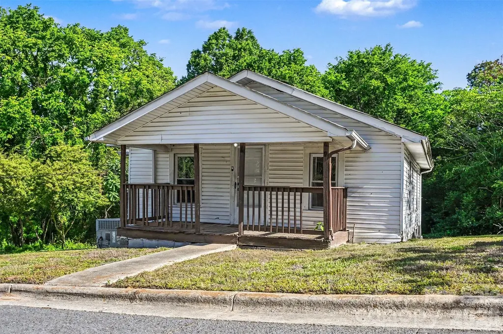 1025 Martin Luther King Jr Drive Albemarle NC 28001