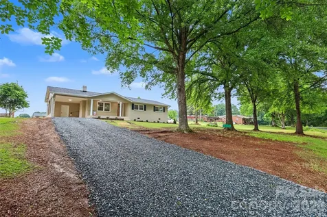 24454 Dillon Road Albemarle NC 28001