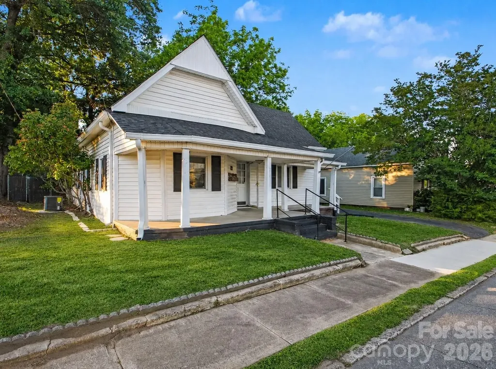 198 Buffalo Avenue NW Concord NC 28025