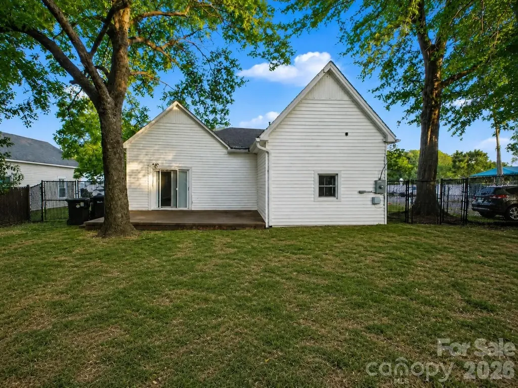 198 Buffalo Avenue NW Concord NC 28025