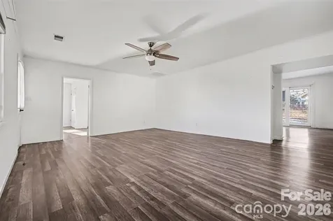198 Buffalo Avenue NW Concord NC 28025