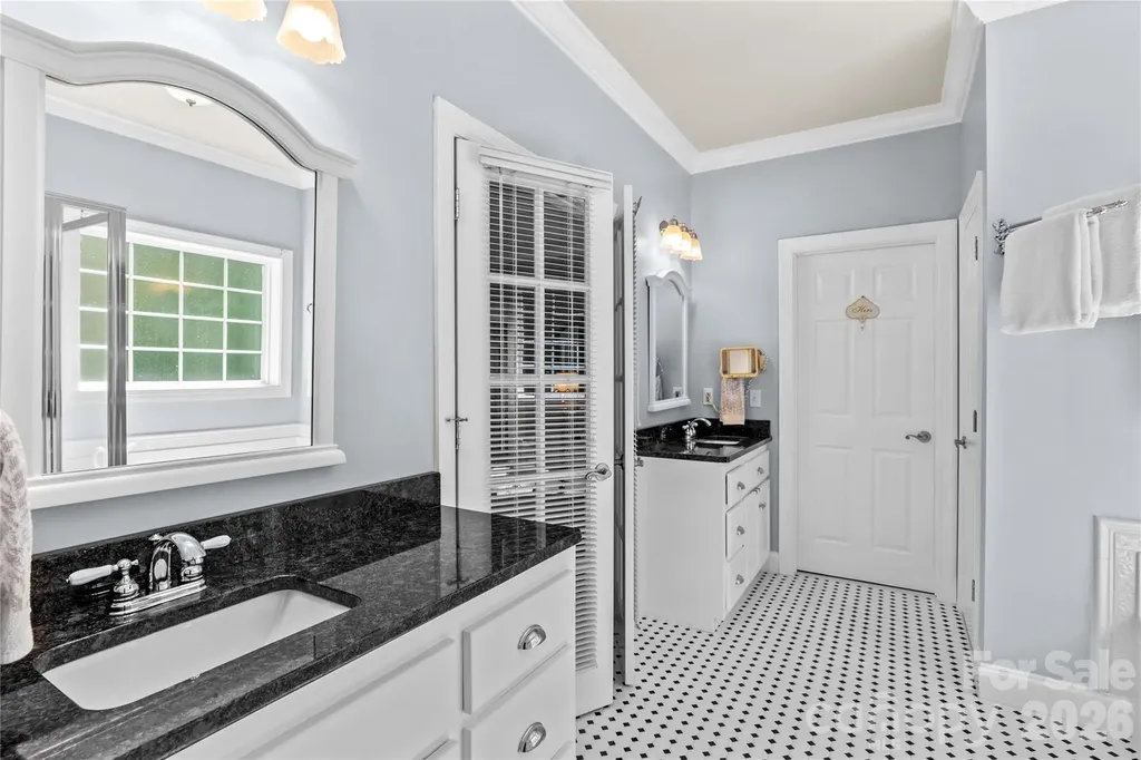 1629 Parkside Drive Catawba NC 28609