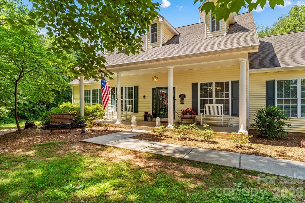1629 Parkside Drive Catawba NC 28609