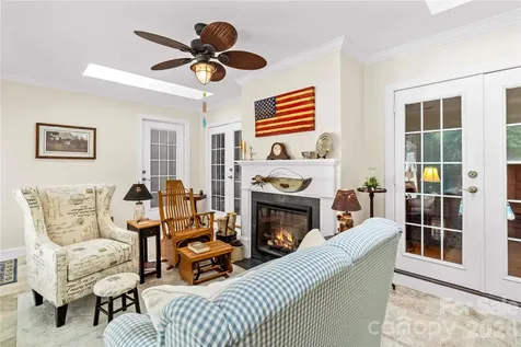 1629 Parkside Drive Catawba NC 28609
