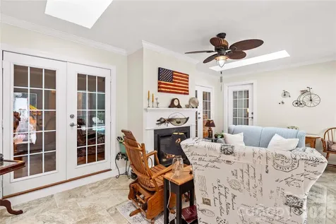 1629 Parkside Drive Catawba NC 28609