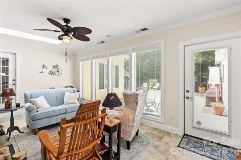 1629 Parkside Drive Catawba NC 28609