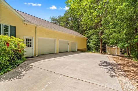 1629 Parkside Drive Catawba NC 28609