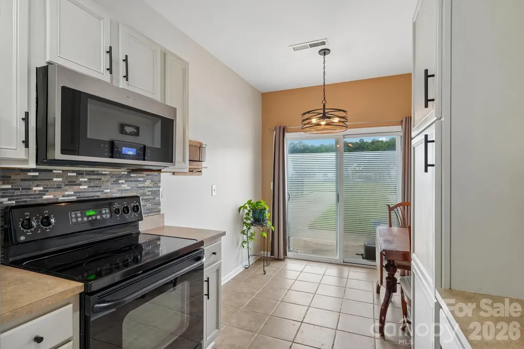2038 Oakstone Drive Monroe NC 28110