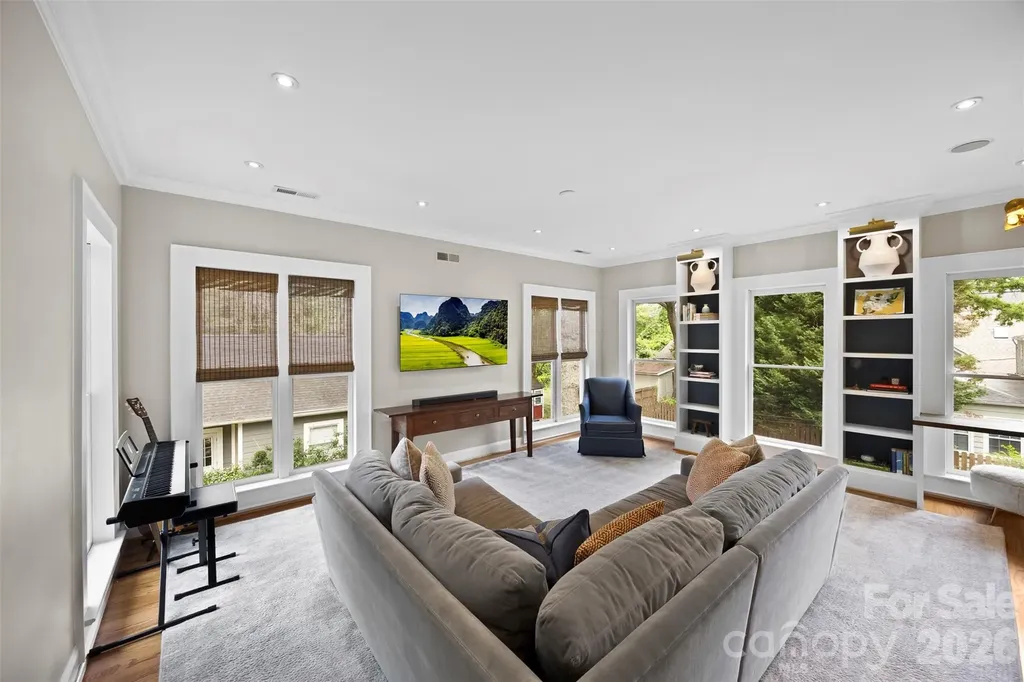 2305 Shenandoah Avenue Charlotte NC 28205