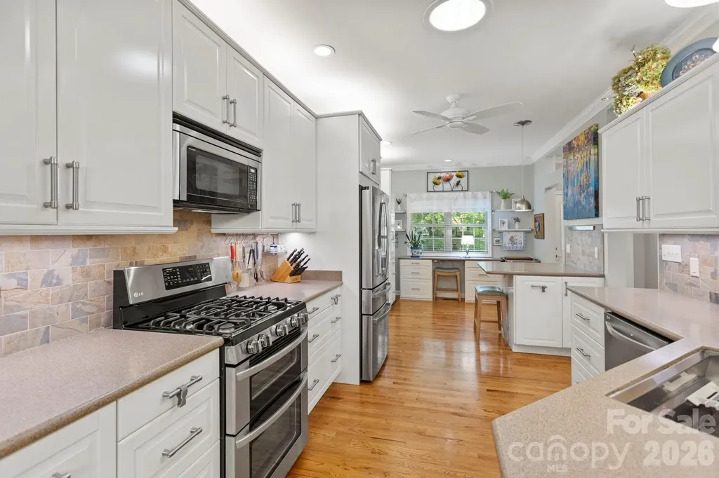 69 Old Pasture Way Hendersonville NC 28739