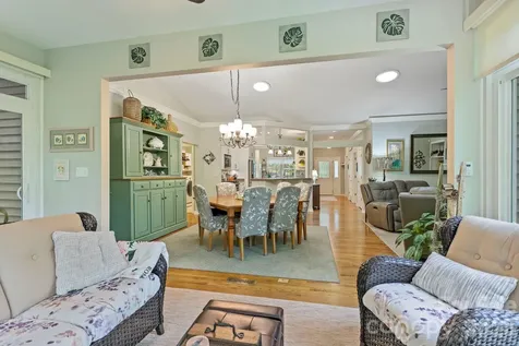 69 Old Pasture Way Hendersonville NC 28739