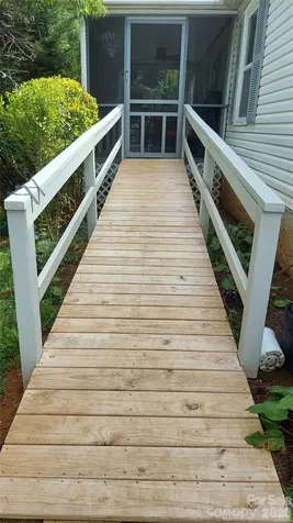 46 Larkspur Lane Canton NC 28716
