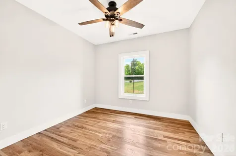 34 Old Souther Road Mills River NC 28759