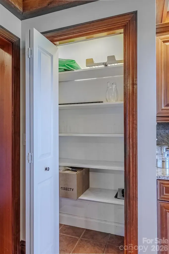 860 Butternut Ridge Bryson City NC 28713