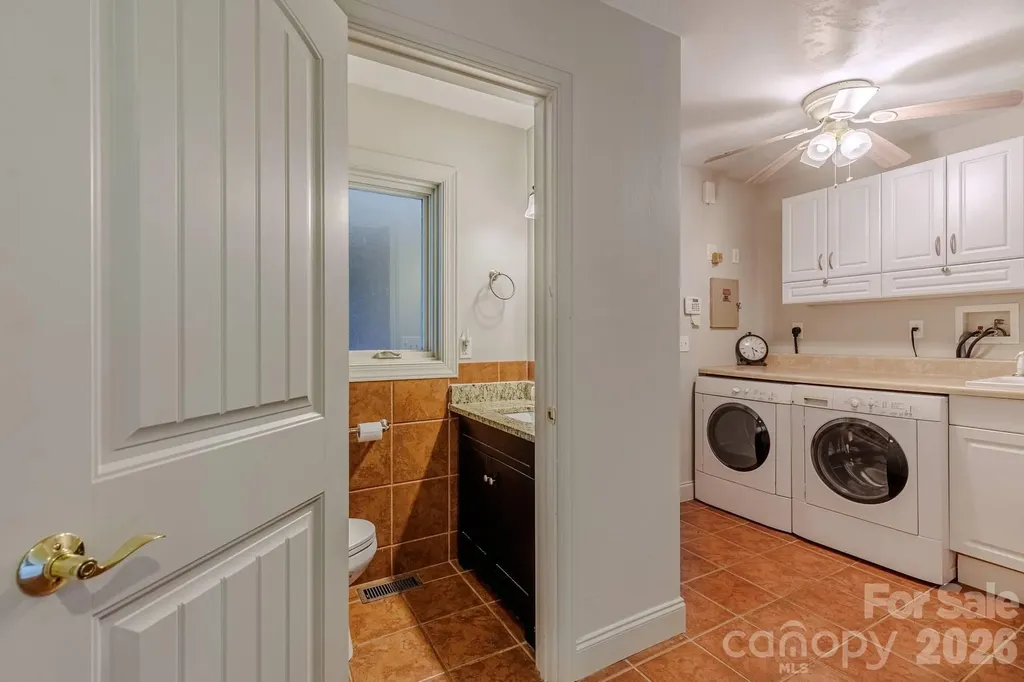860 Butternut Ridge Bryson City NC 28713