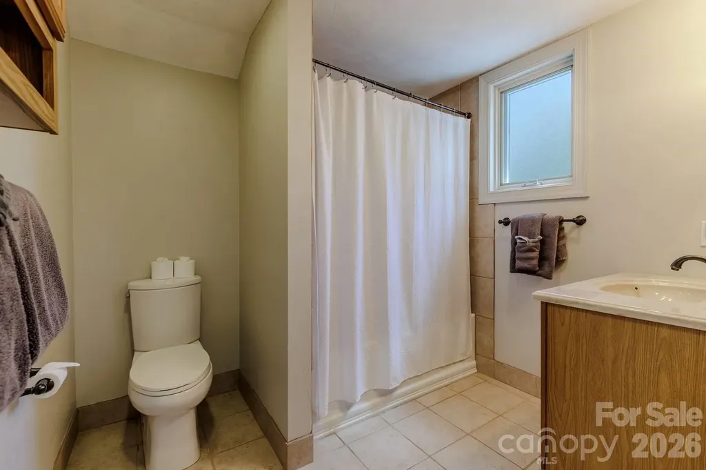 860 Butternut Ridge Bryson City NC 28713