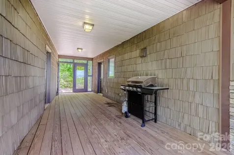 860 Butternut Ridge Bryson City NC 28713
