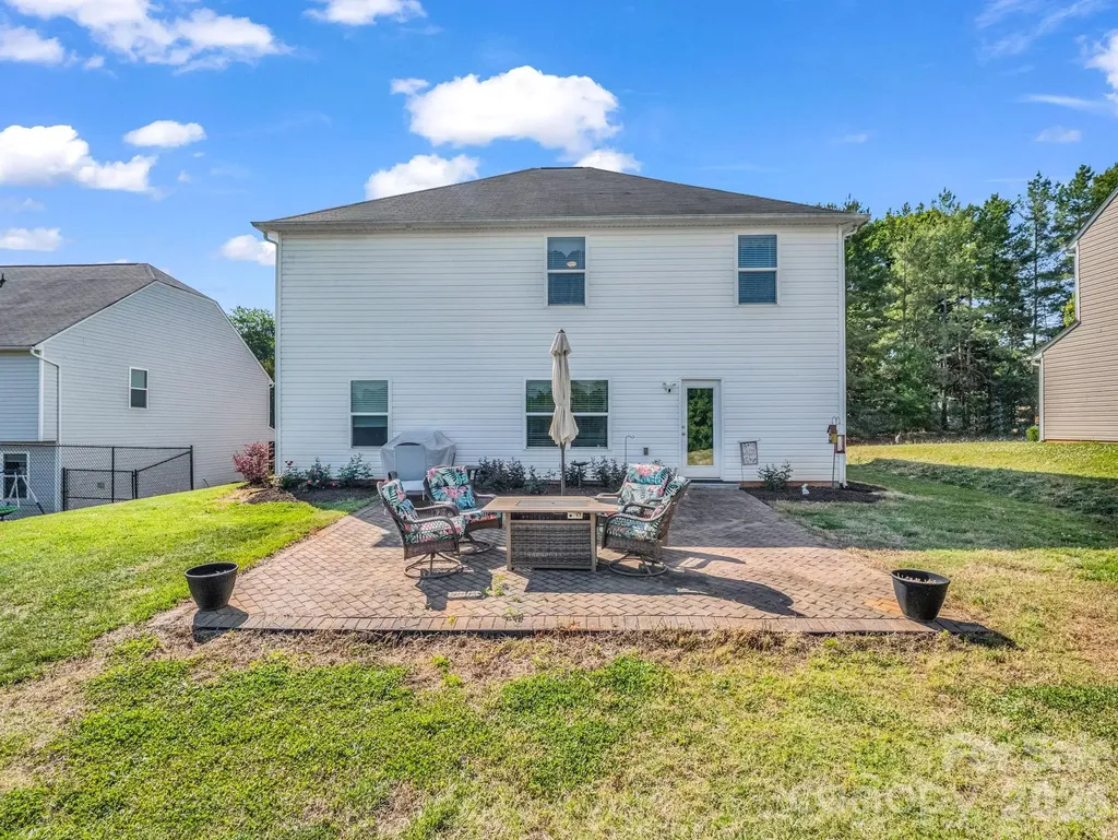 104 Bermuda Run Shelby NC 28150