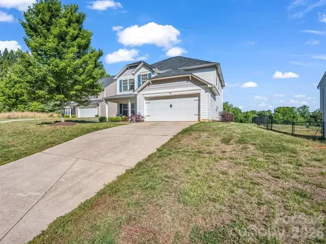104 Bermuda Run Shelby NC 28150