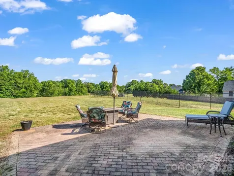 104 Bermuda Run Shelby NC 28150