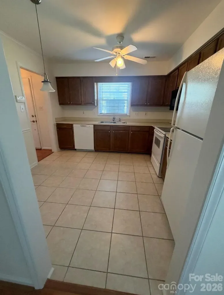 10910 Winterbourne Court Charlotte NC 28277