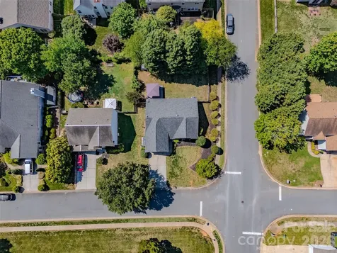 9400 Shepparton Drive Huntersville NC 28078
