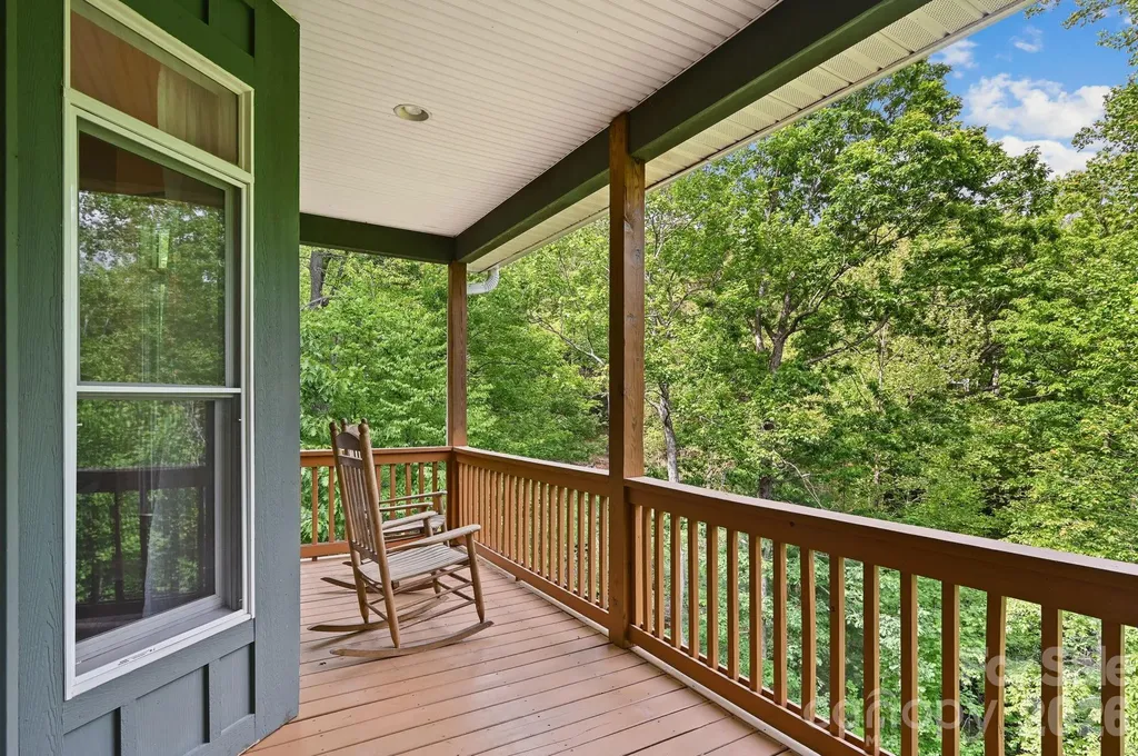 314 Woodland Drive Swannanoa NC 28778