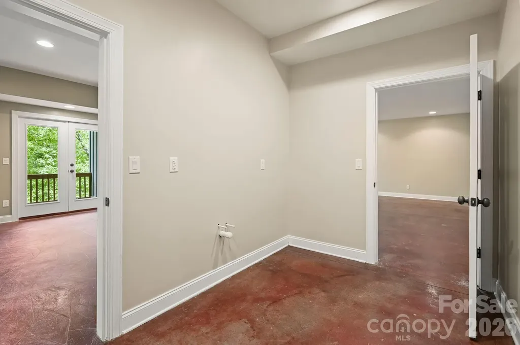 314 Woodland Drive Swannanoa NC 28778