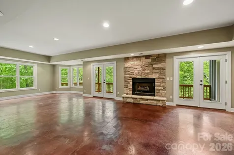314 Woodland Drive Swannanoa NC 28778