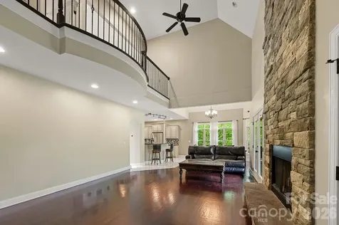 314 Woodland Drive Swannanoa NC 28778