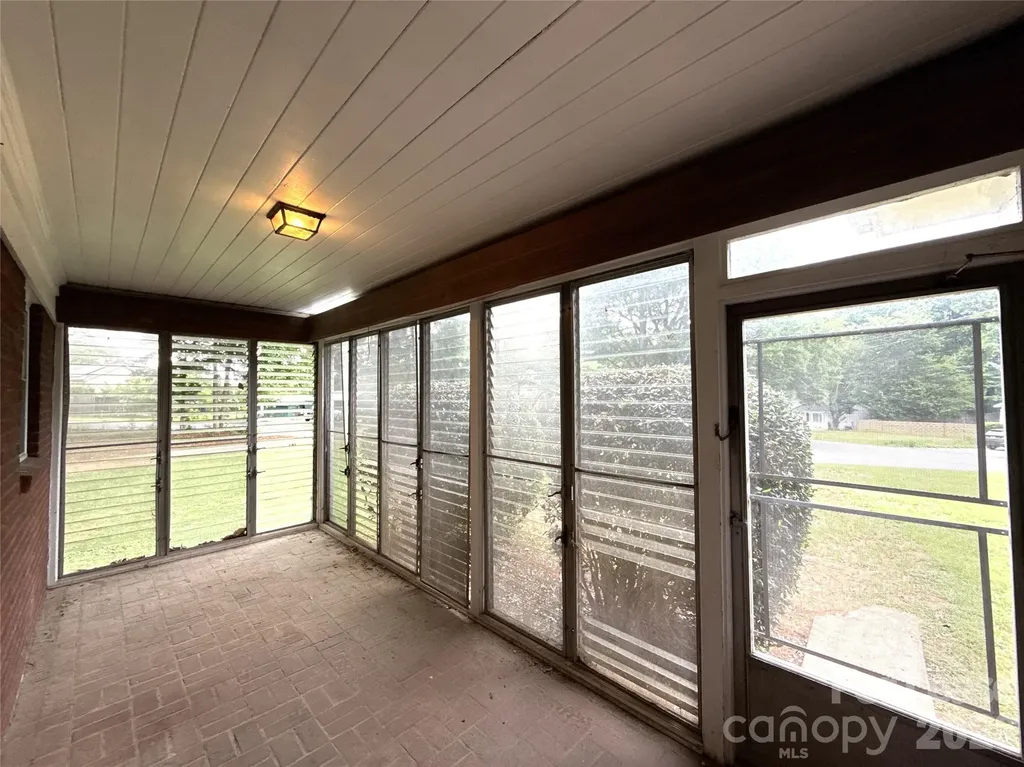 2000 Weststone Drive Charlotte NC 28208
