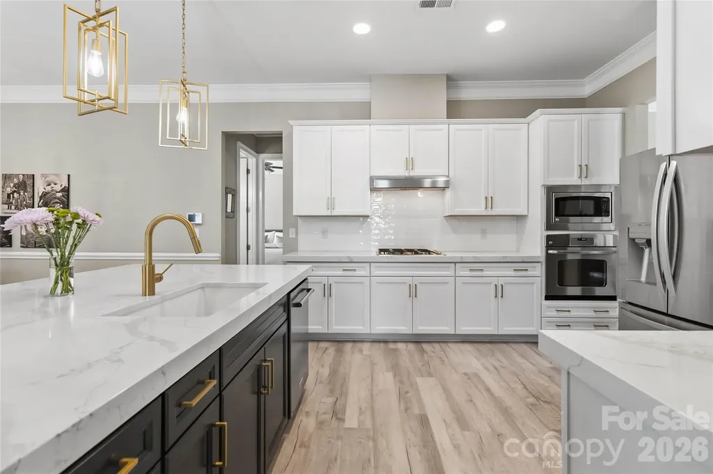 6526 Saint John Lane Charlotte NC 28210