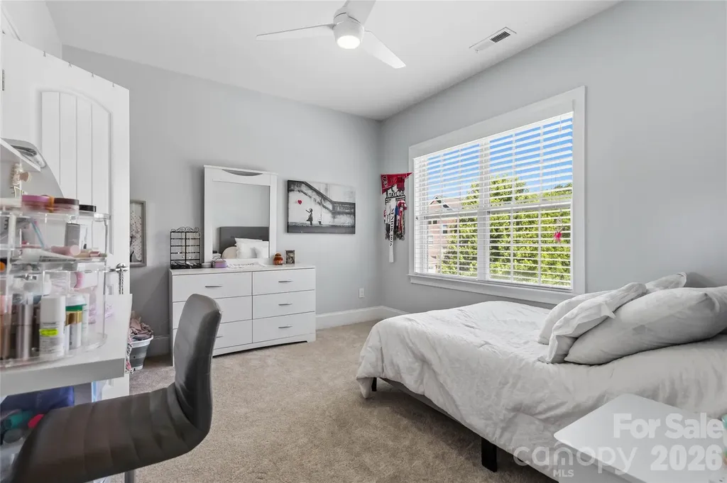 6526 Saint John Lane Charlotte NC 28210