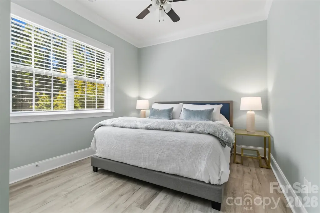 6526 Saint John Lane Charlotte NC 28210