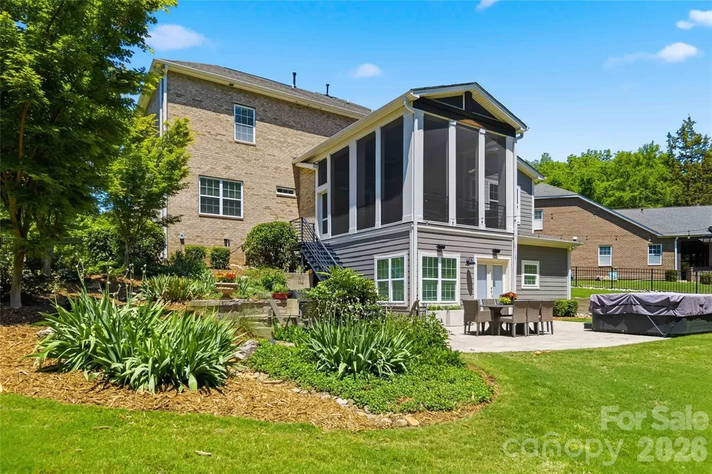 6526 Saint John Lane Charlotte NC 28210