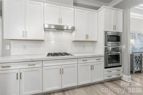 6526 Saint John Lane Charlotte NC 28210